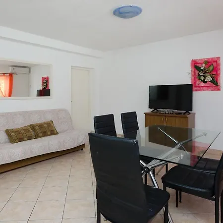 Apartament Elvira Lopar