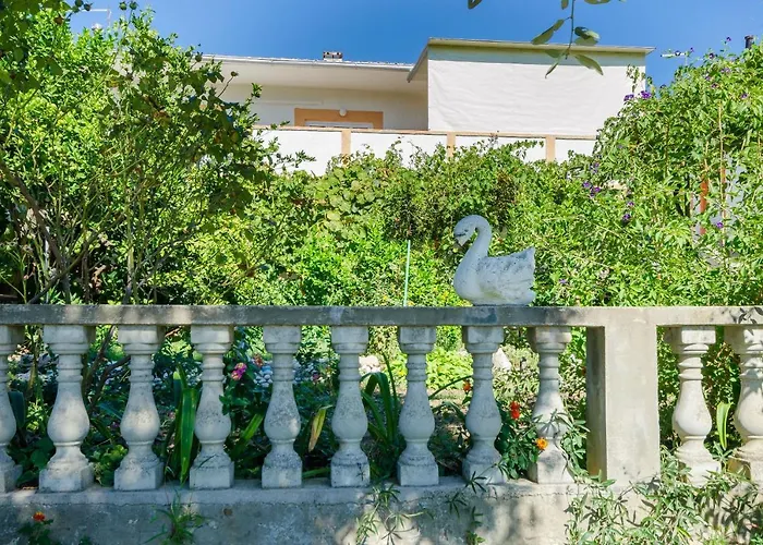 Apartman Elvira *