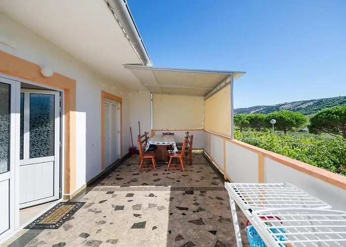 Apartman Elvira Lopar